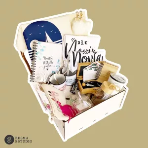 Caja de boda premium de Boda contiene detalles y regalo útiles para ti y para regalar